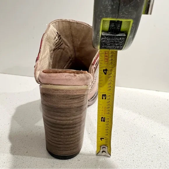 Freebird Beetle Leather Patchwork Clogs 9W - Picture 5 of 6